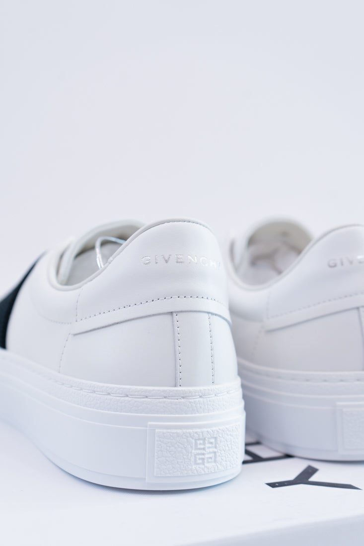 Sneakers Givenchy White Black