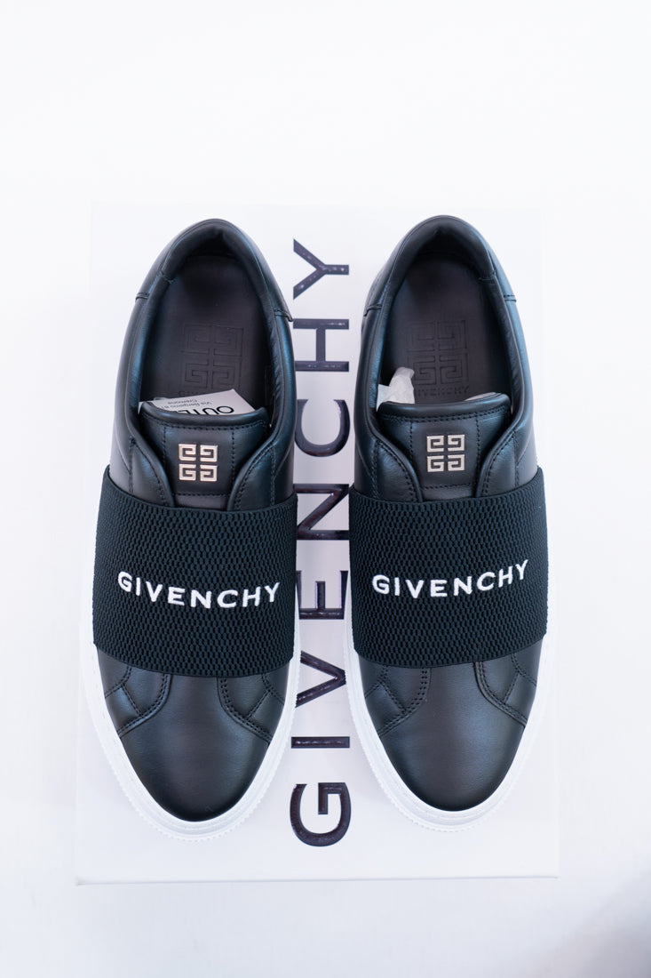 Sneakers Givenchy Black White