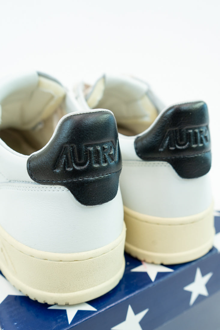 Sneakers Autry bianco nero