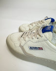 Sneakers Autry White pelle grana naturale con inserti in suede