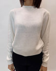 Pullover griffai bianco spalle arricciate angora
