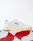 Sneakers Autry white