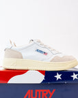 Sneakers Autry white suede