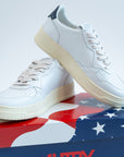 Sneakers Autry bianco blu