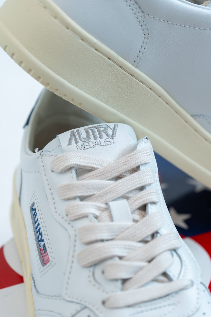 Sneakers Autry bianco blu