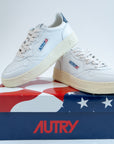 Sneakers Autry bianco blu