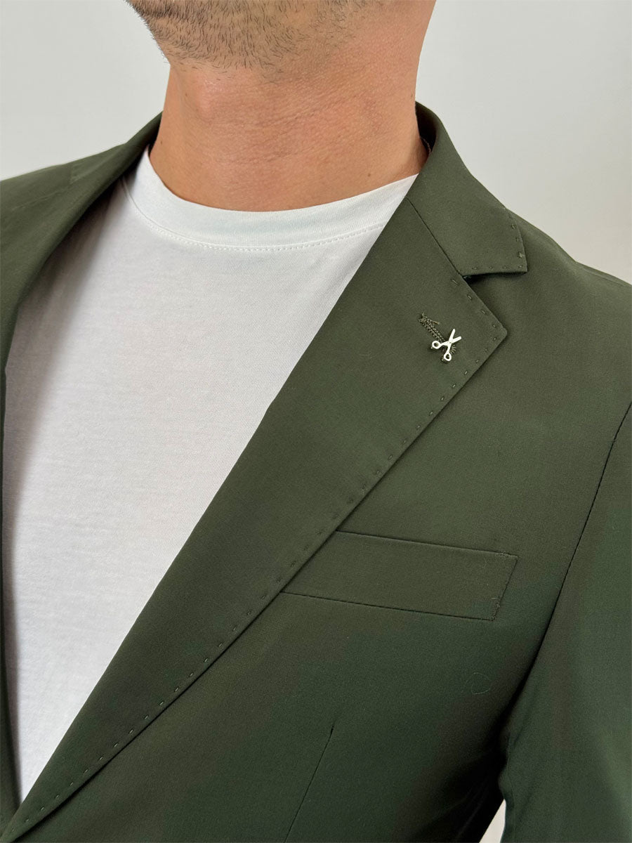 Abito in diversi colori