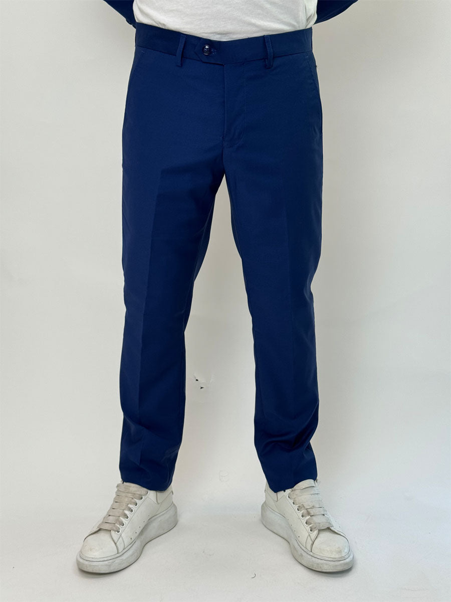 Abito in diversi colori