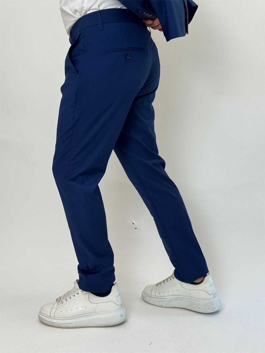 Abito in diversi colori