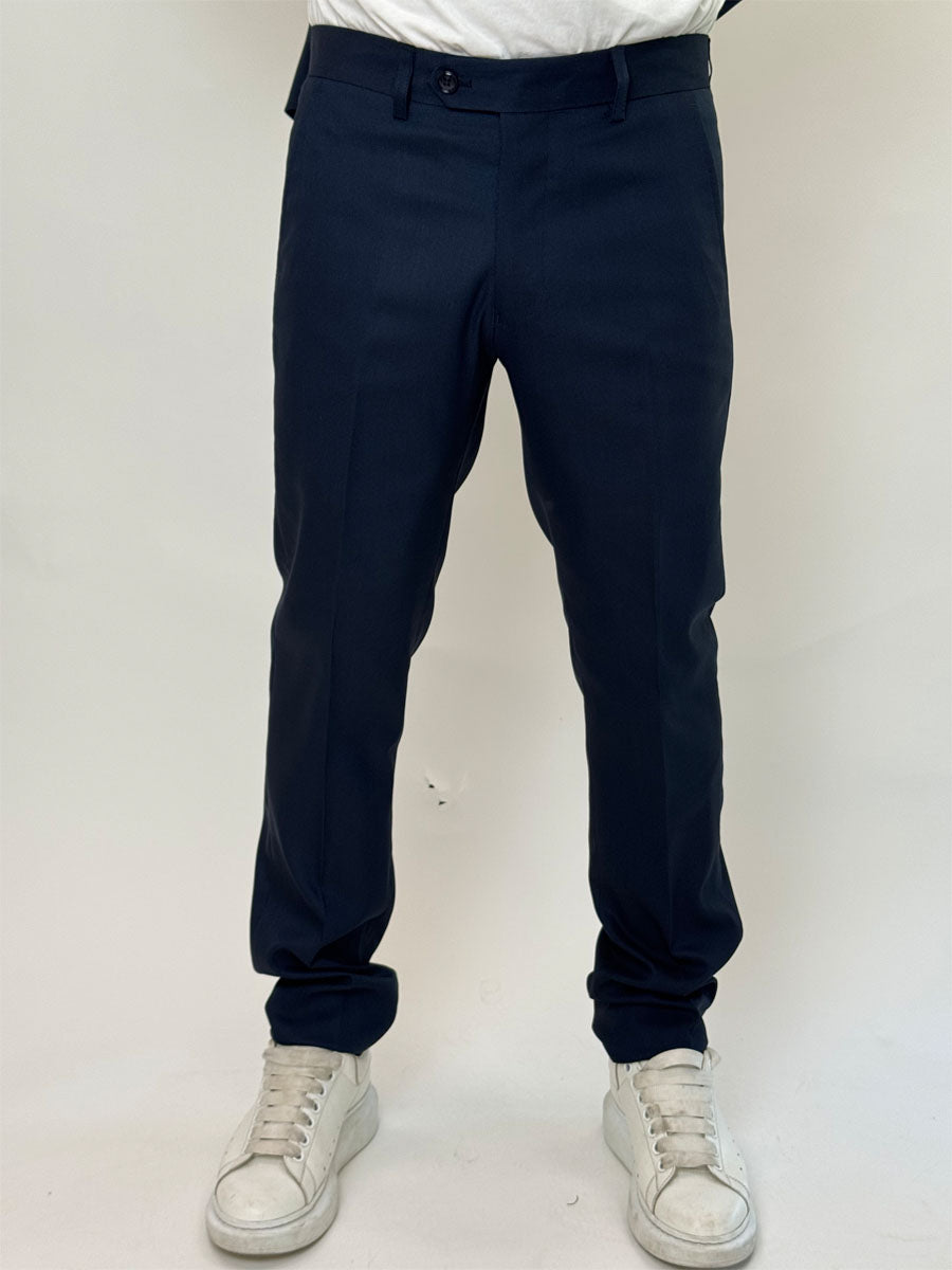 Abito in diversi colori