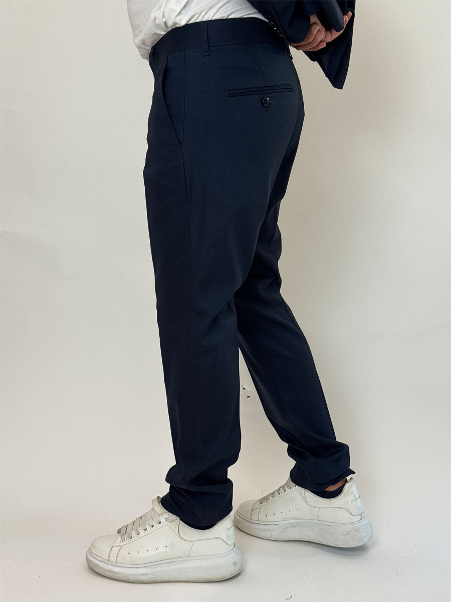 Abito in diversi colori