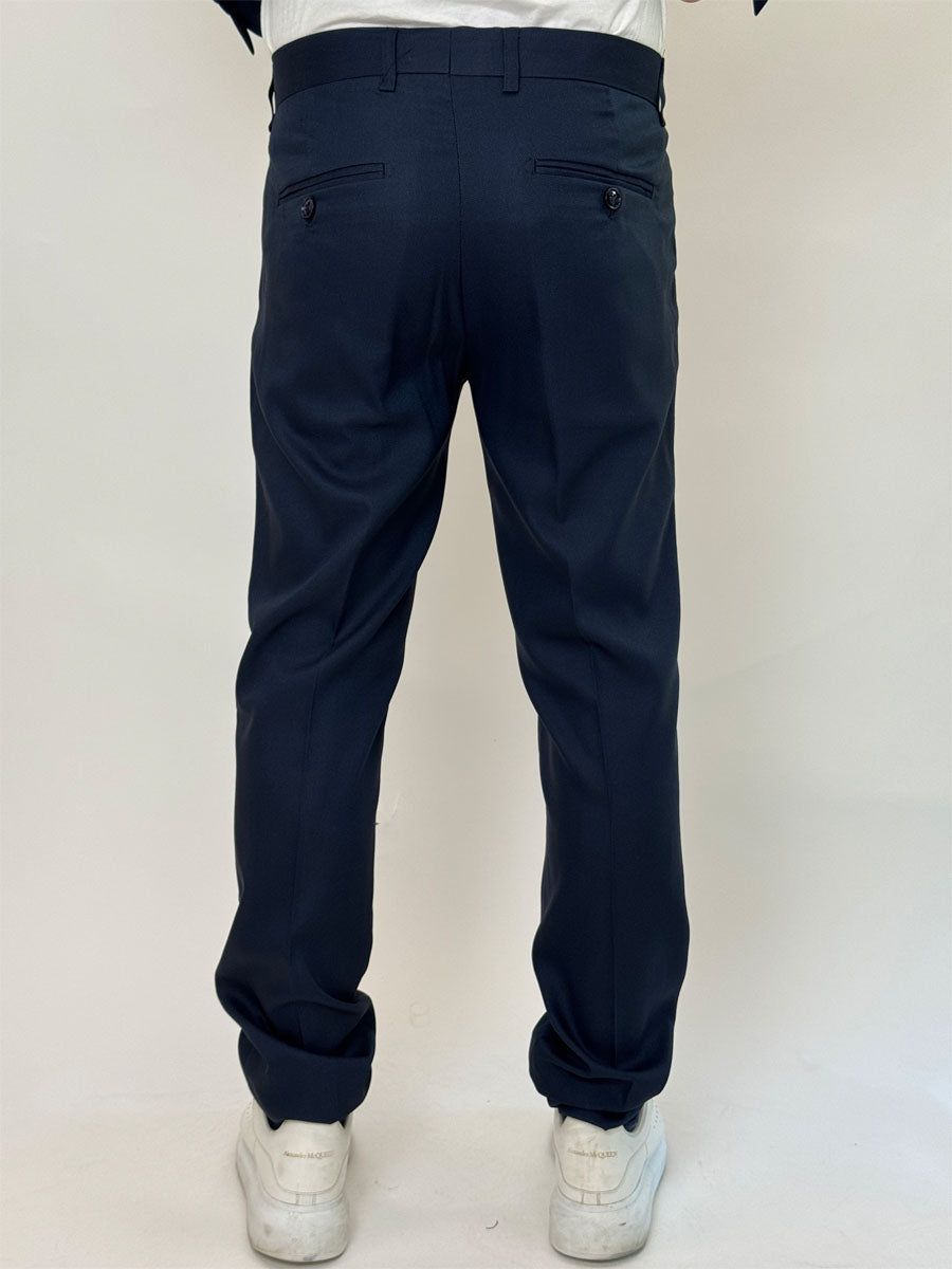 Abito in diversi colori