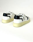 Sneaker Ho'op White Black
