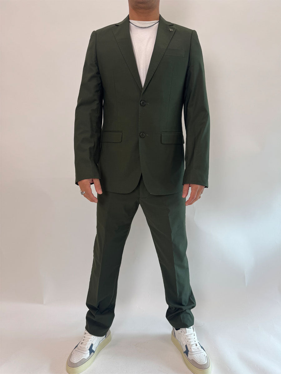 Abito in diversi colori