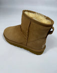 Stivale Ugg Classic colore cammello