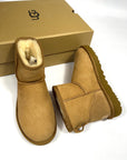 Stivale Ugg Classic colore cammello