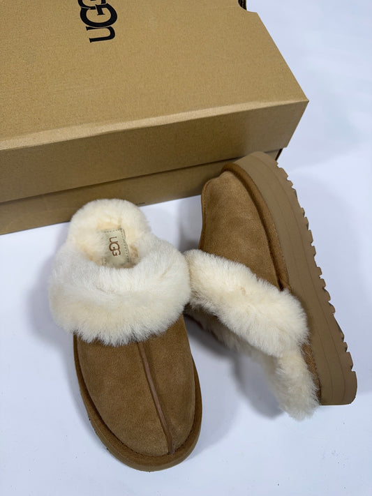 Ciabatte Ugg colore cammello