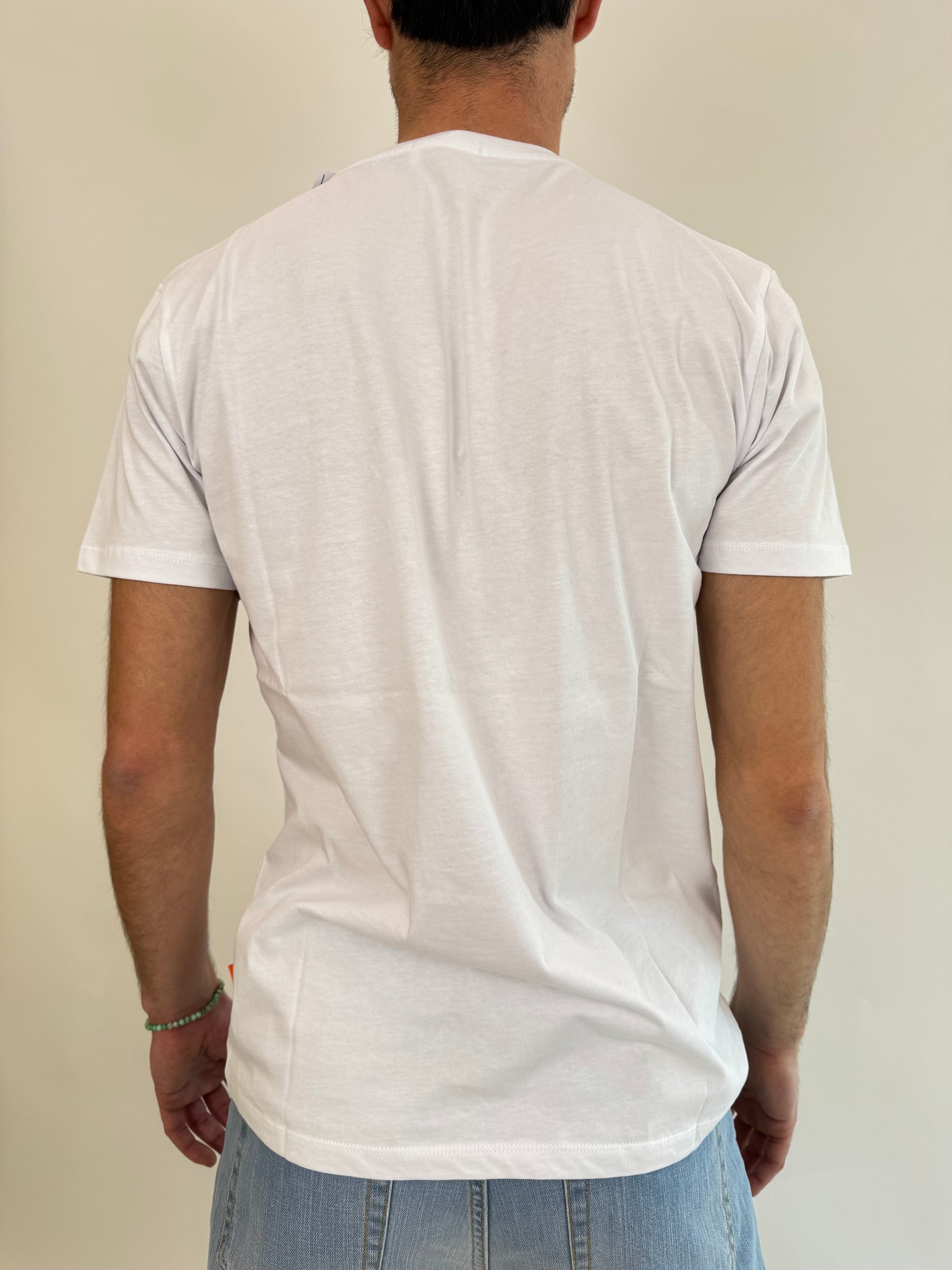 T-shirt Sunday People Gin Tonic Help Me!