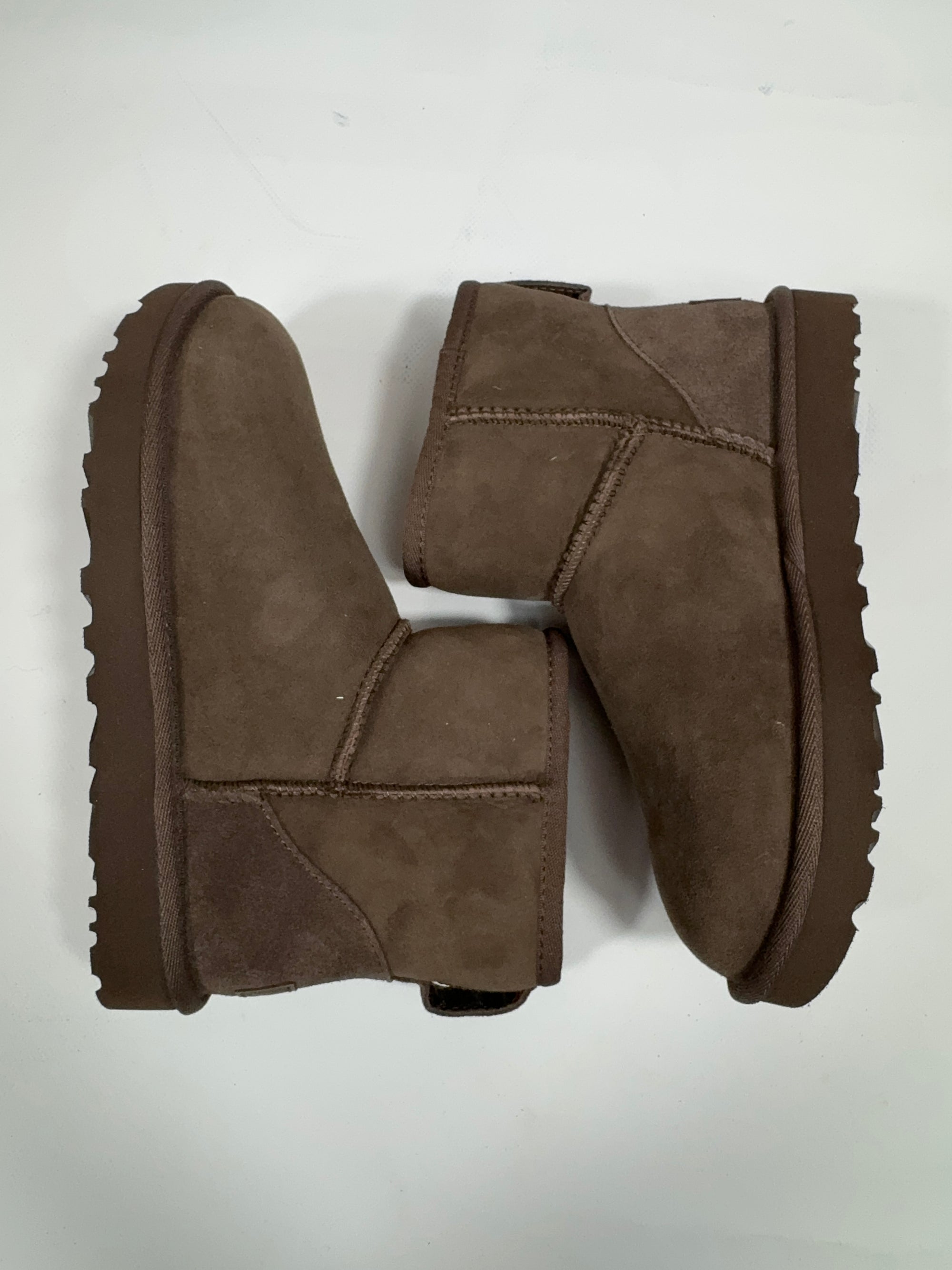 Stivale Ugg Classic colore marrone