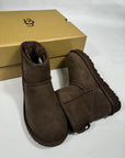 Stivale Ugg Classic colore marrone