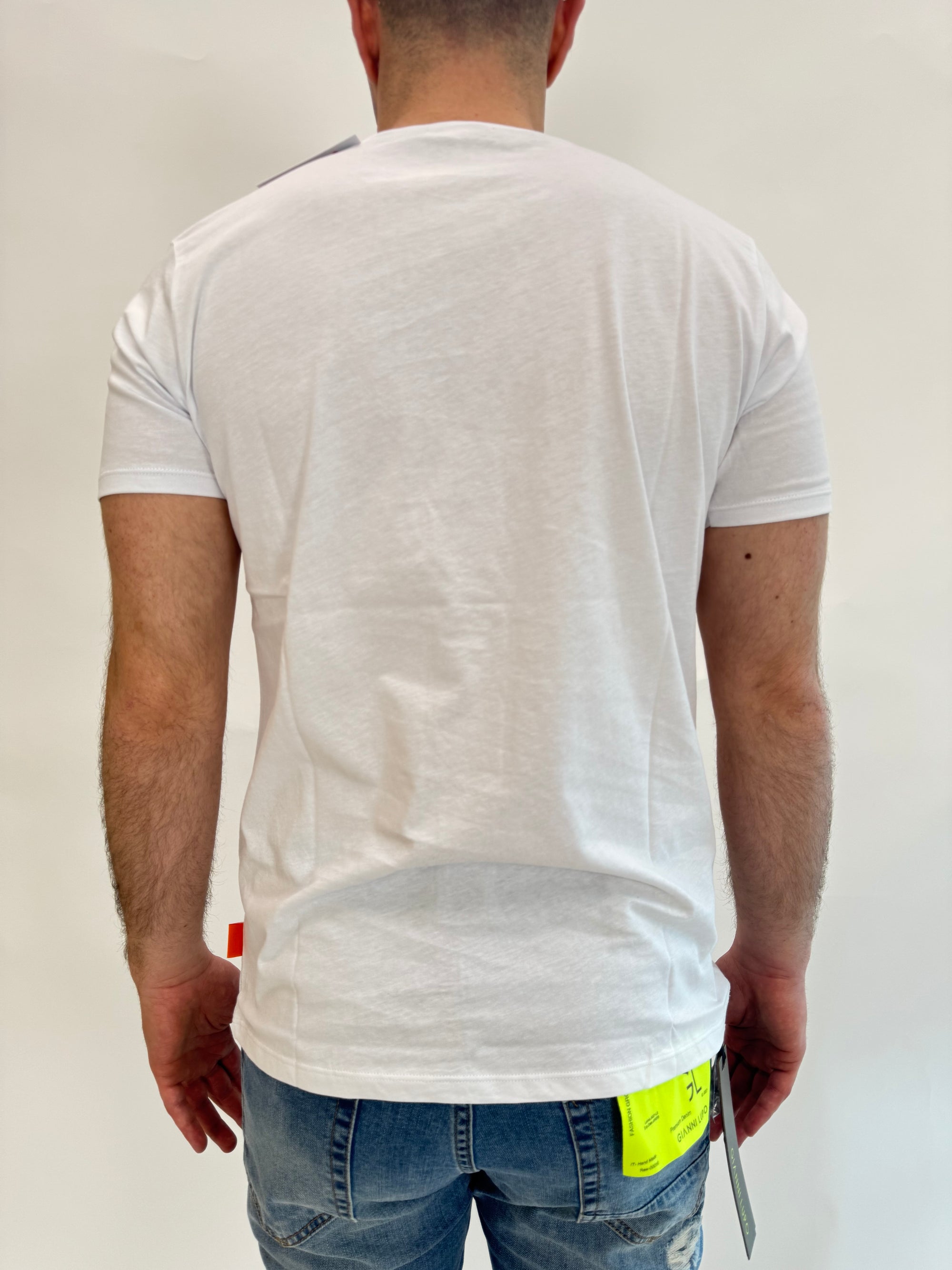 T-shirt Sunday People taschino verde o bianco