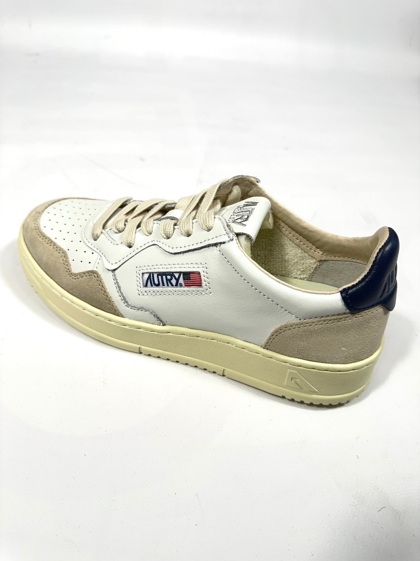 Sneakers Autry white suede e blu