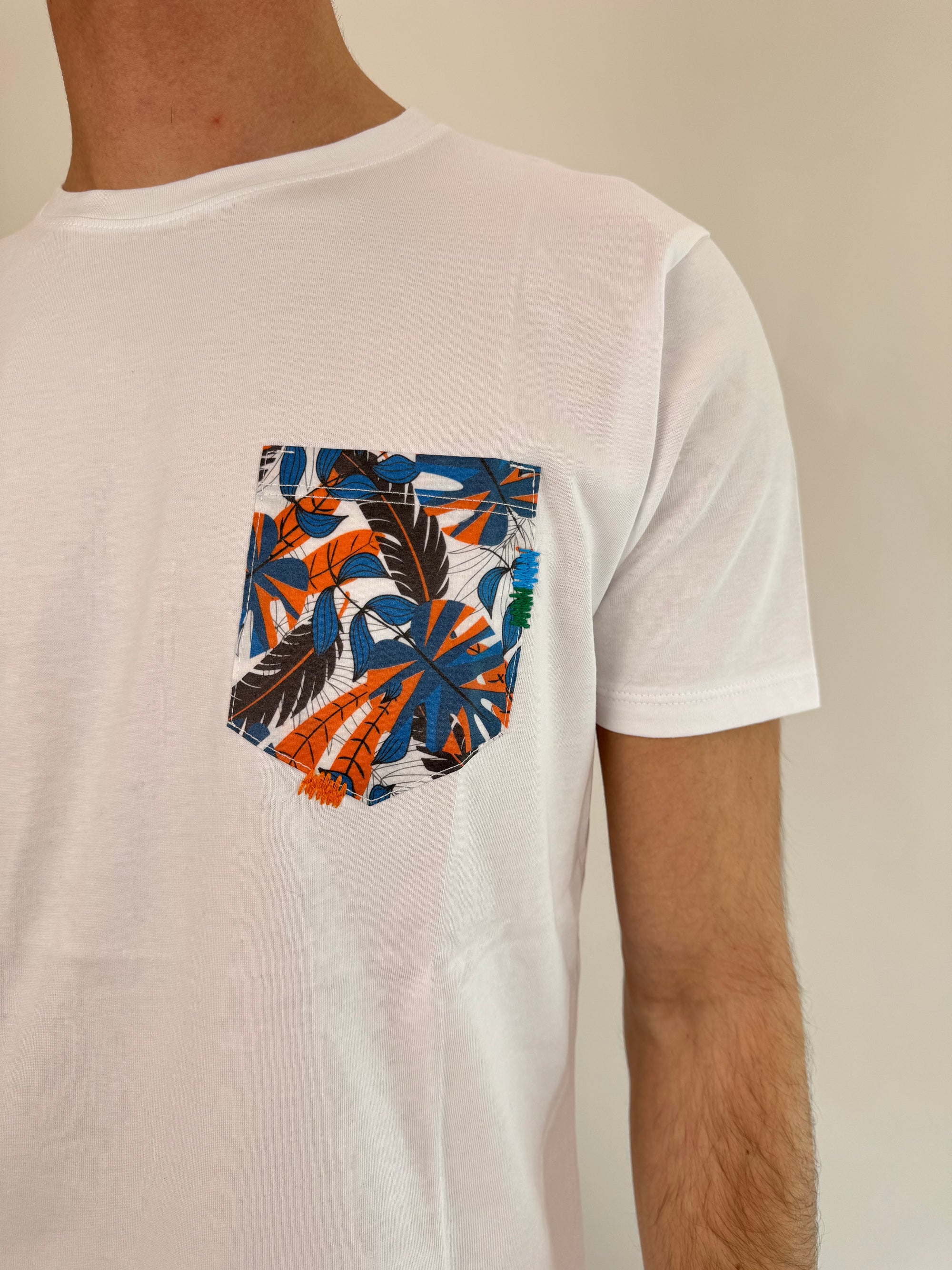 T-shirt Superculture Taschino Bianco o Blu Palme
