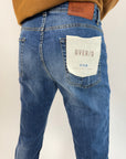 Jeans OverD con graffi e rotture