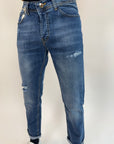 Jeans OverD con graffi e rotture