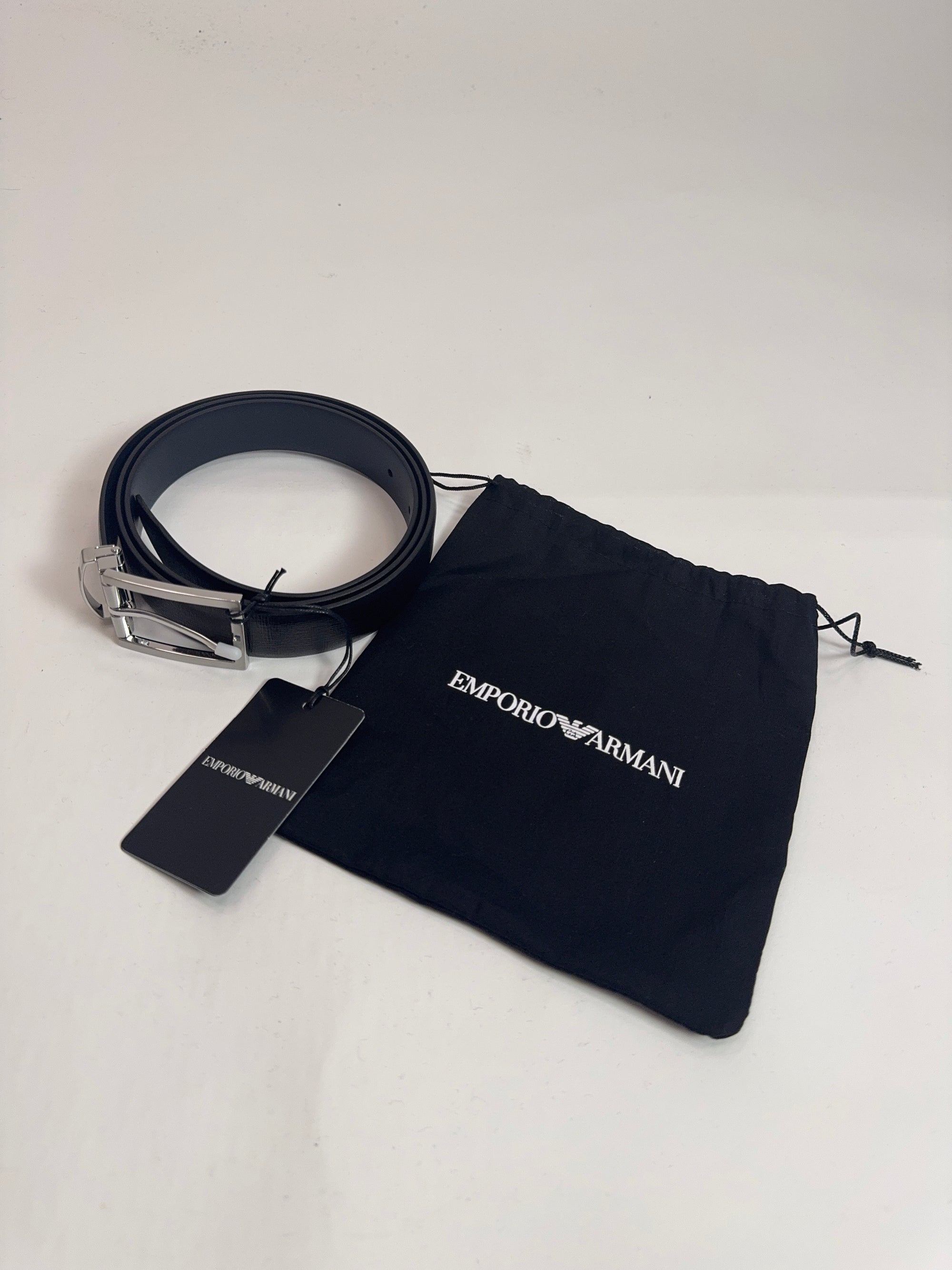 Cintura Emporio Armani reversibile Nero e Blu effetto saffiano