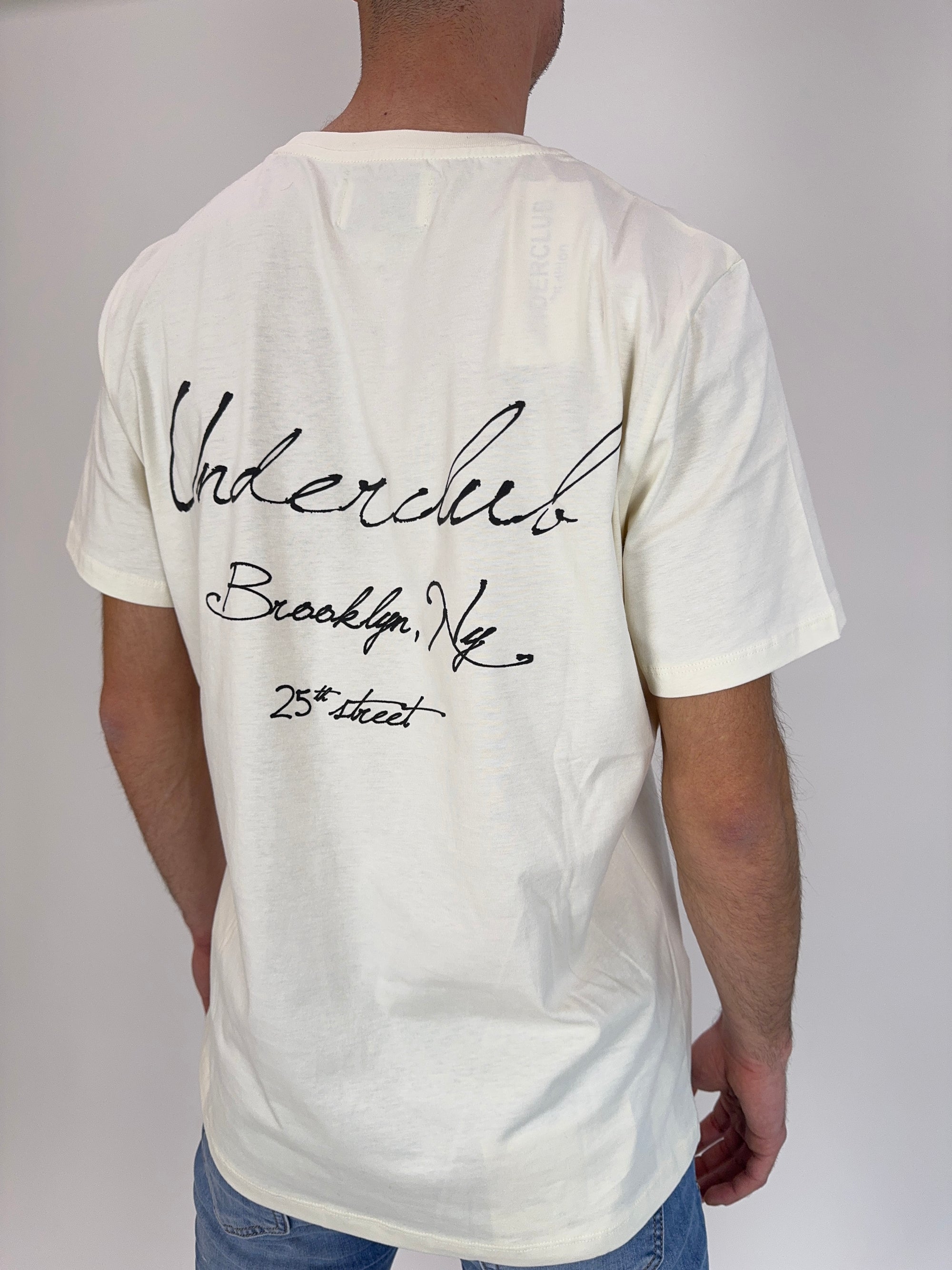 T-shirt Underclub logo sul retro 3 colori