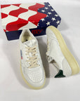 Sneakers Autry bianco e verde scuro