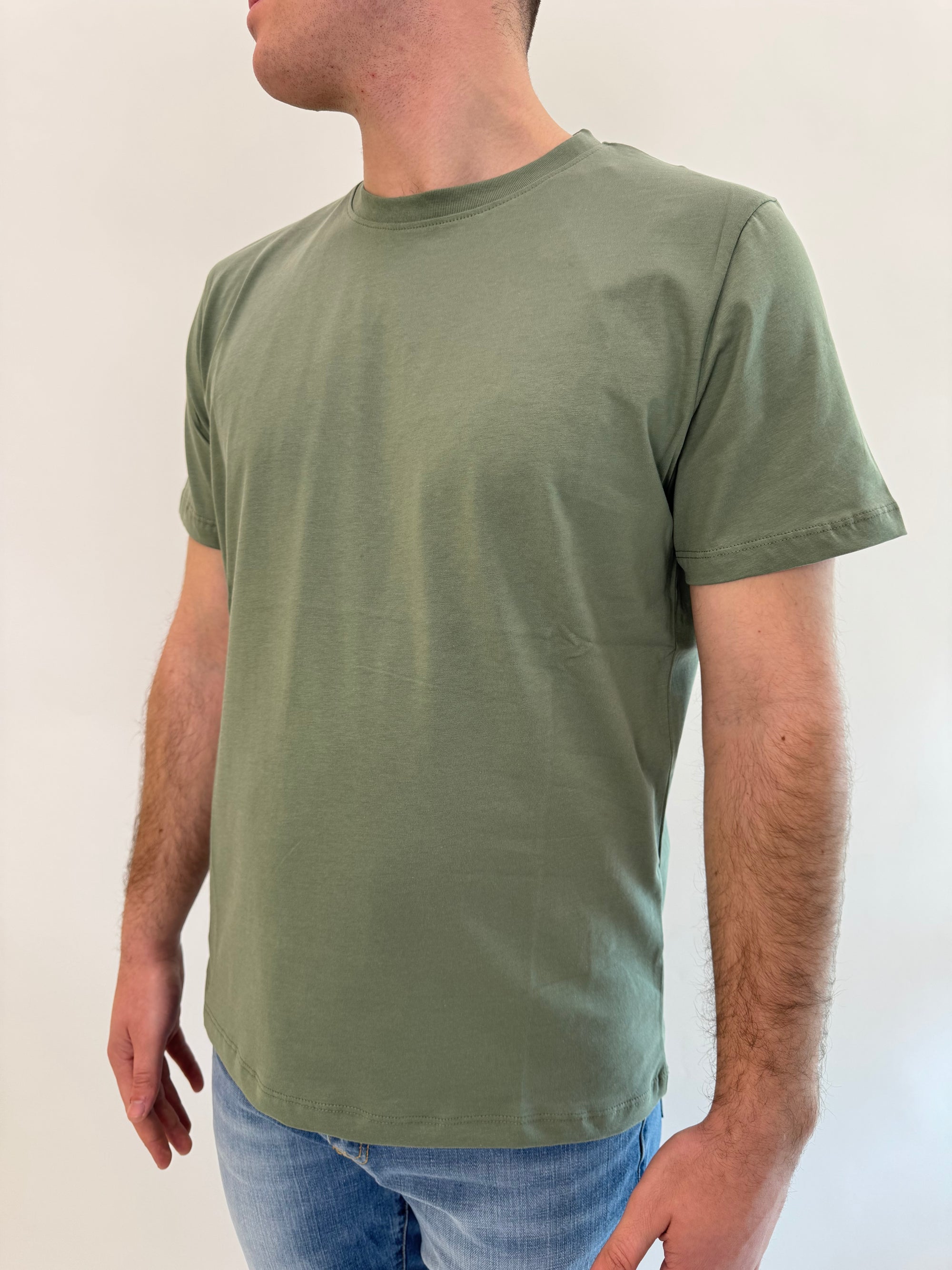 T-shirt Underclub logo sul retro 3 colori